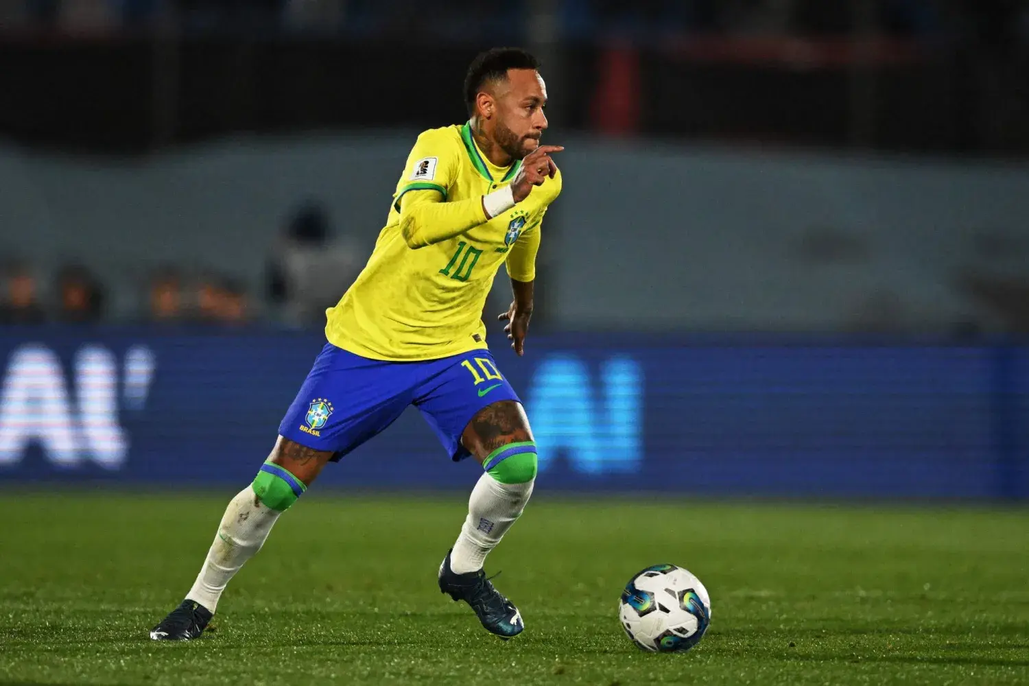 نيمار خارج أول تشكيلة لمنتخب البرازيل مع أنشيلوتي