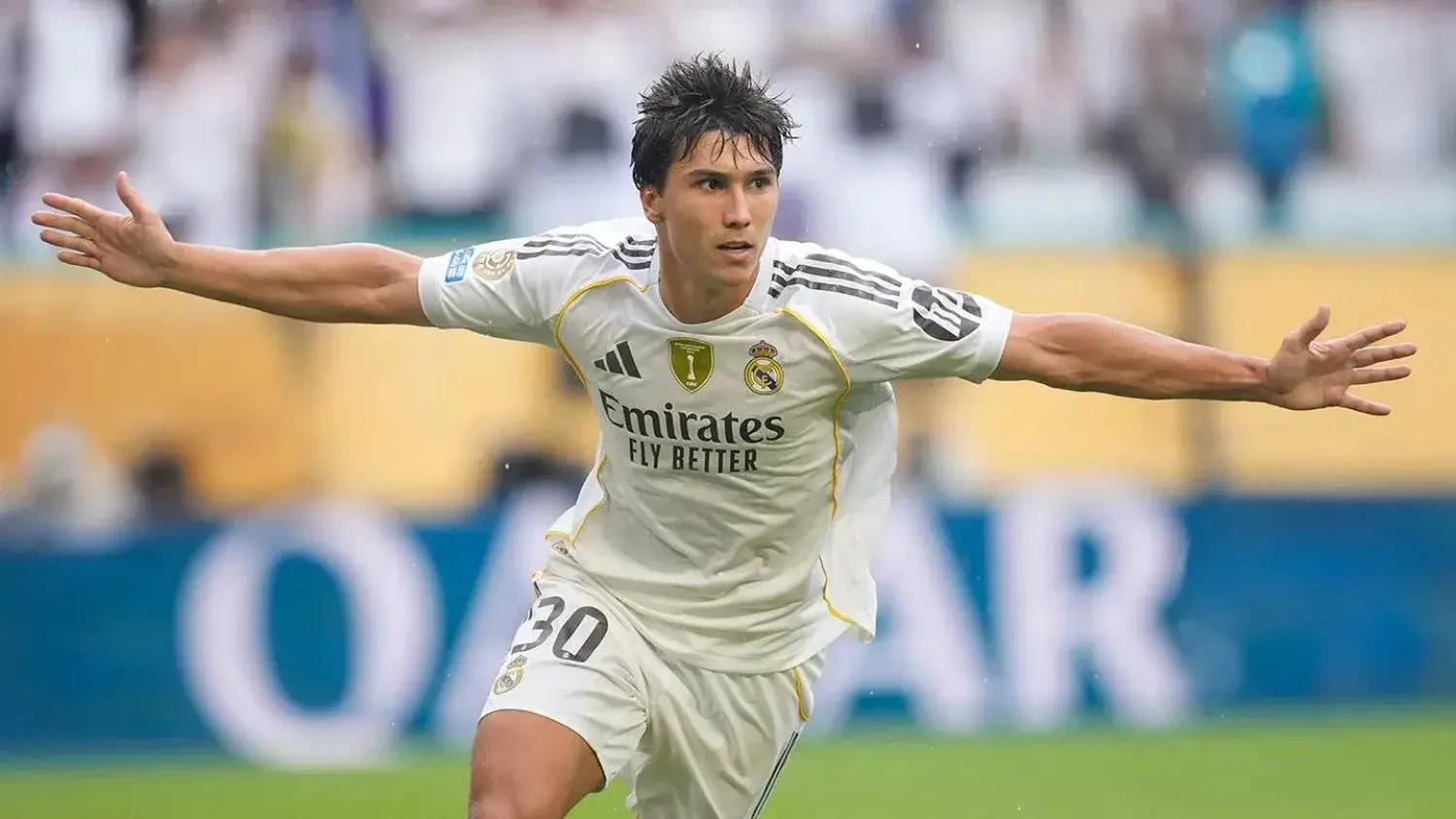 رسميا.. ريال مدريد يمدد تعاقد جونزالو جارسيا