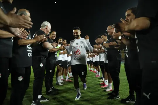 ممر شرفي لمحمد صلاح في أول مران له مع منتخب مصر