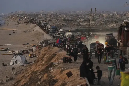 الجيش الإسرائيلي يعلن إقامة "مسار انتقال مؤقت" لخروج سكان مدينة غزة