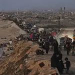 الجيش الإسرائيلي يعلن إقامة "مسار انتقال مؤقت" لخروج سكان مدينة غزة