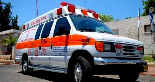 مصابان في حادثي طرق وعمل بالداخل المحتل