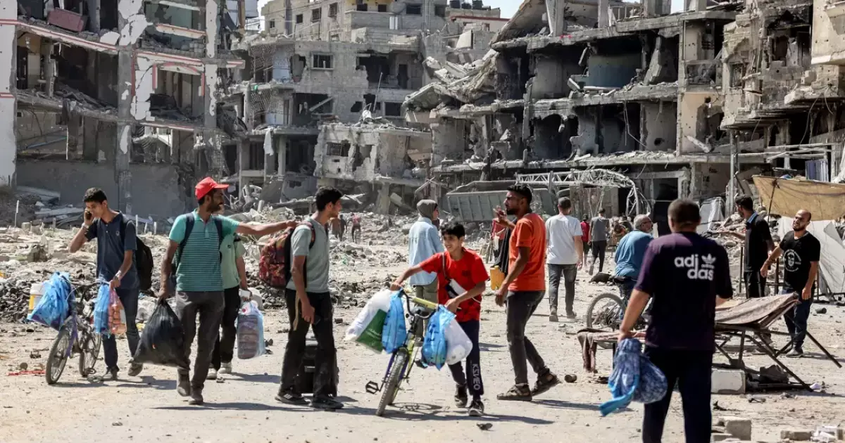 "الإحصاء": غزة تعيش في "تعتيم رقمي" بسبب العدوان