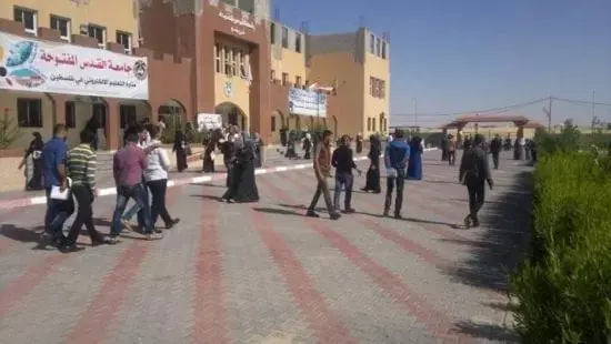 الحملة الوطنية في غزة تدعو الجامعات إلى تأجيل دفع الأقساط الجامعية