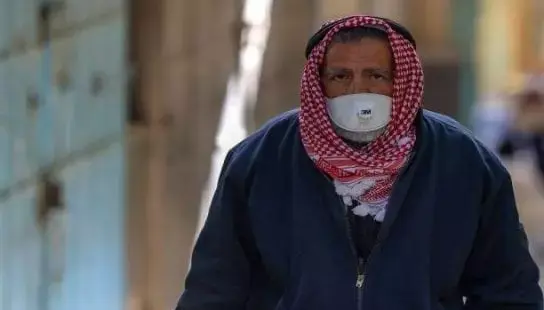 كورونا .. تسجيل أول حالة وفاة لمسنة في القدس وإغلاق قريتين في الجليل