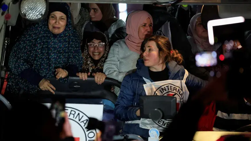 إعلام عبري: مخطط ويتكوف يتضمن الإفراج عن 125 أسيراً فلسطينياً