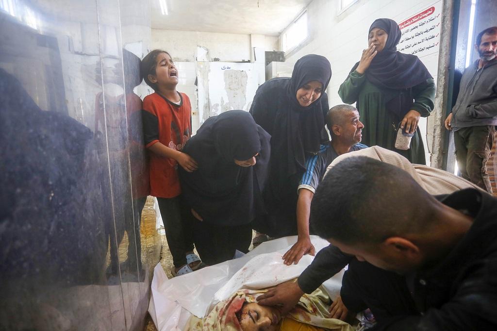 بريطانيا: ما تقوم به إسرائيل في غزة لا يُطاق
