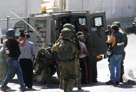 الاحتلال يواصل الانتهاكات اليومية في الضفة والقدس المحتلّتين