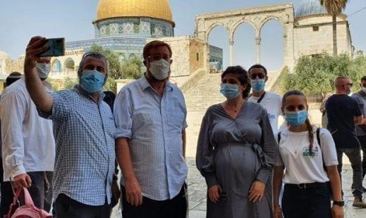 بقيادة المتطرف غليك..عشرات المستوطنون يقتحمون المسجد الأقصى