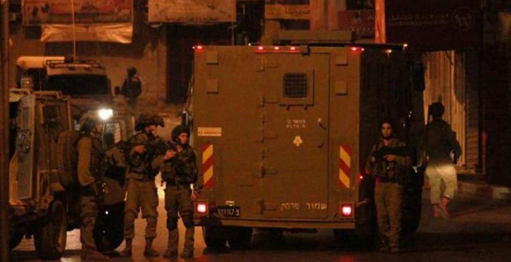 القدس: الاحتلال يقتحم ضاحية السلام ويعتقل ثلاثة أطفال من بلدة الطور