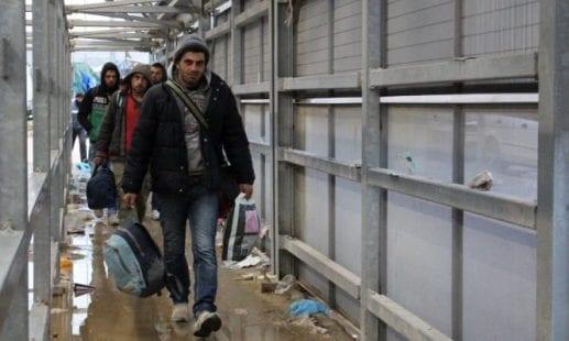 السفارة الفلسطينية بالأردن: عودة 2000 مواطن عالقون في عمان الأحد المقبل
