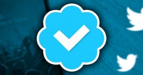 العلامة الزرقاء في تويتر .. معايير جديدة تفرضها منصة التغريدات