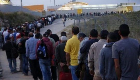 40 ألف عامل يتوجهون لعملهم في الأراضي المحتلة مطلع الأسبوع المقبل
