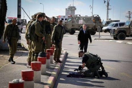 محدث بالفيديو | استشهاد فلسطيني برصاص الاحتلال بزعم تنفيذه عملية في القدس
