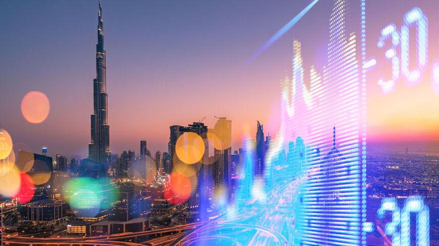 الإمارات تسمح لحاملي الإقامة السارية بالعودة إلى البلاد