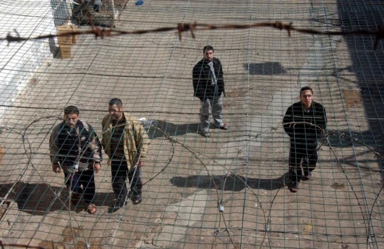 هل اقتربت "صفقة تبادل" الأسرى مع الاحتلال ؟