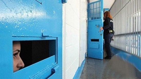 نادي الأسير : مواجهة جديدة بين الأسيرات ومصلحة السجون