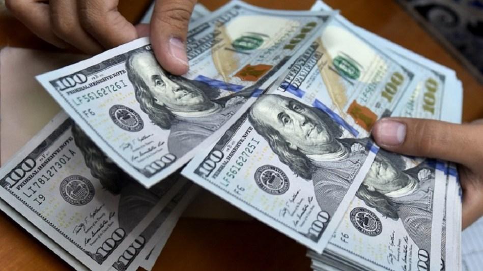 موعد صرف منحة 100 دولار للأسر المتضررة من كورونا