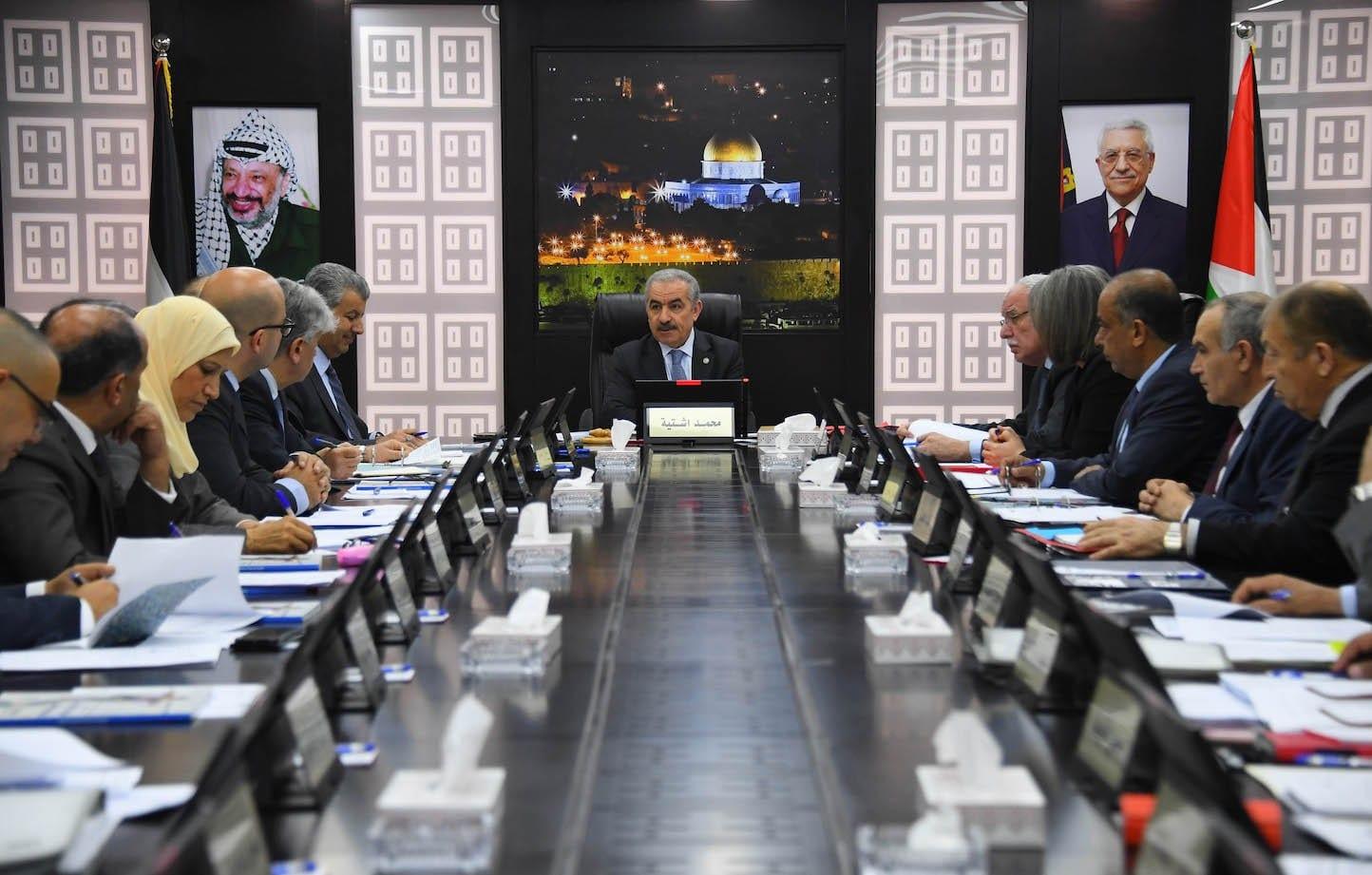 الحكومة الفلسطينية تناقش موازنة العام 2021