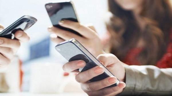 الهواتف الذكية والاكتئاب.. دراسة أسترالية وخبراء الصحة يشرحون العلاقة