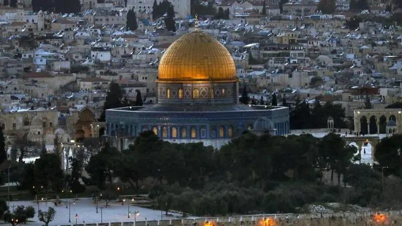 مفتي القدس يحذر من اعتداءات الاحتلال بحق الأماكن المقدسة