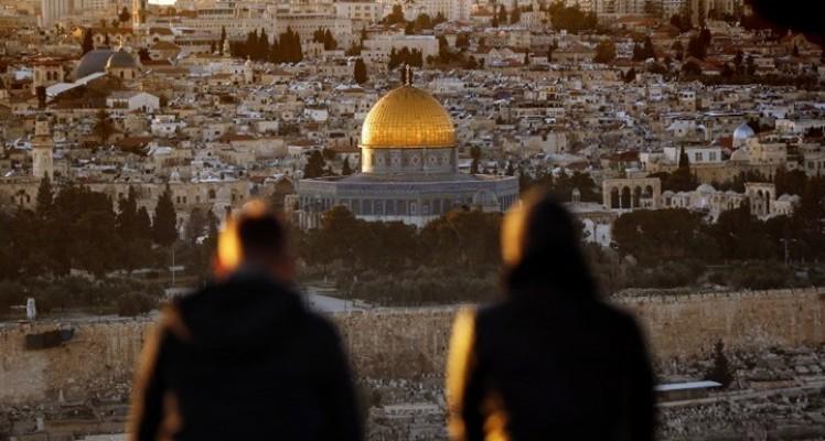مجلس الشيوخ الأمريكي يصادق على قرار إبقاء سفارة بلاده بالقدس