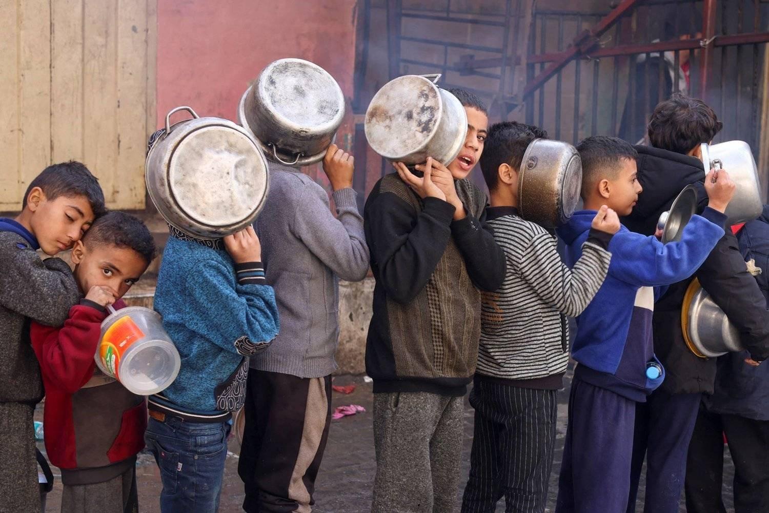 خبراء أمميون: أطفال غزة يموتون في "حملة تجويع إسرائيلية متعمّدة"