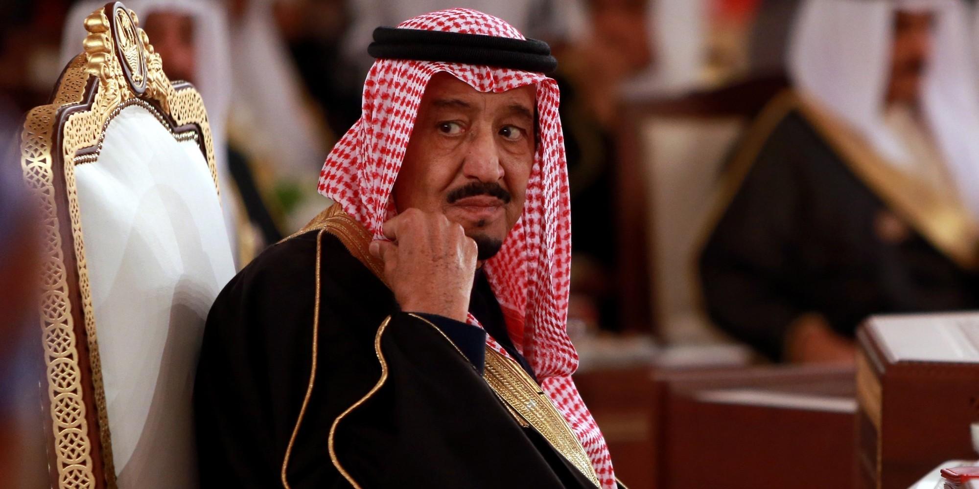 الملك سلمان يدخل مستشفى الملك فيصل بالرياض