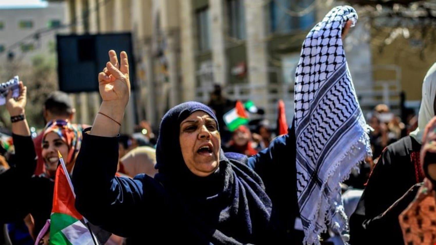 "فتح": المرأة الفلسطينية شريكاً في خندق النضال والقرار السياسي