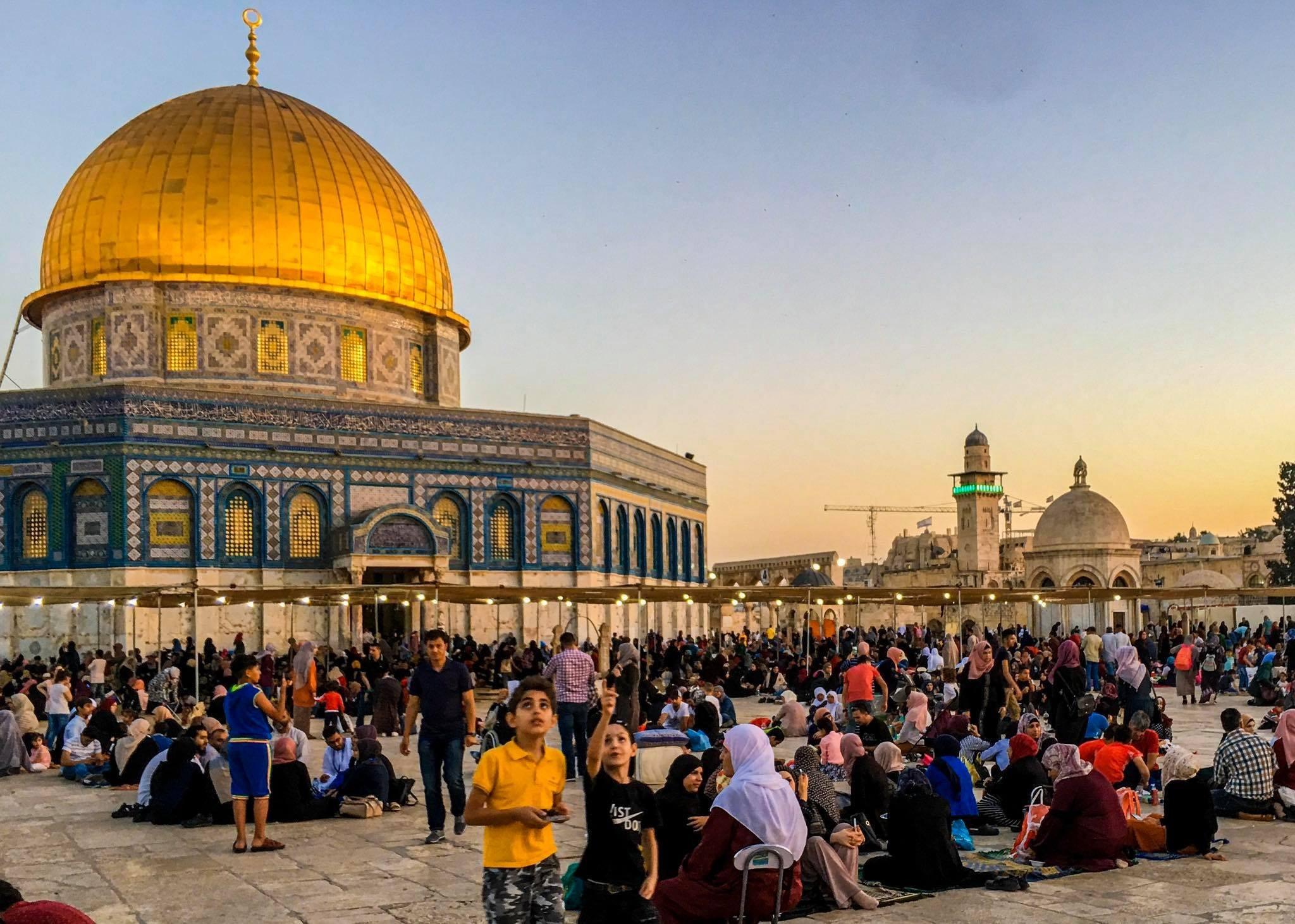 وزيرة إسرائيلية تدعو لتقييد استخدام مكبرات الصوت في المساجد