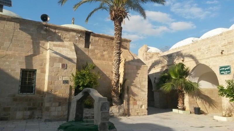 الأوقاف برام الله ترد على إقامة حفل "راقص" في مسجد النبي موسى