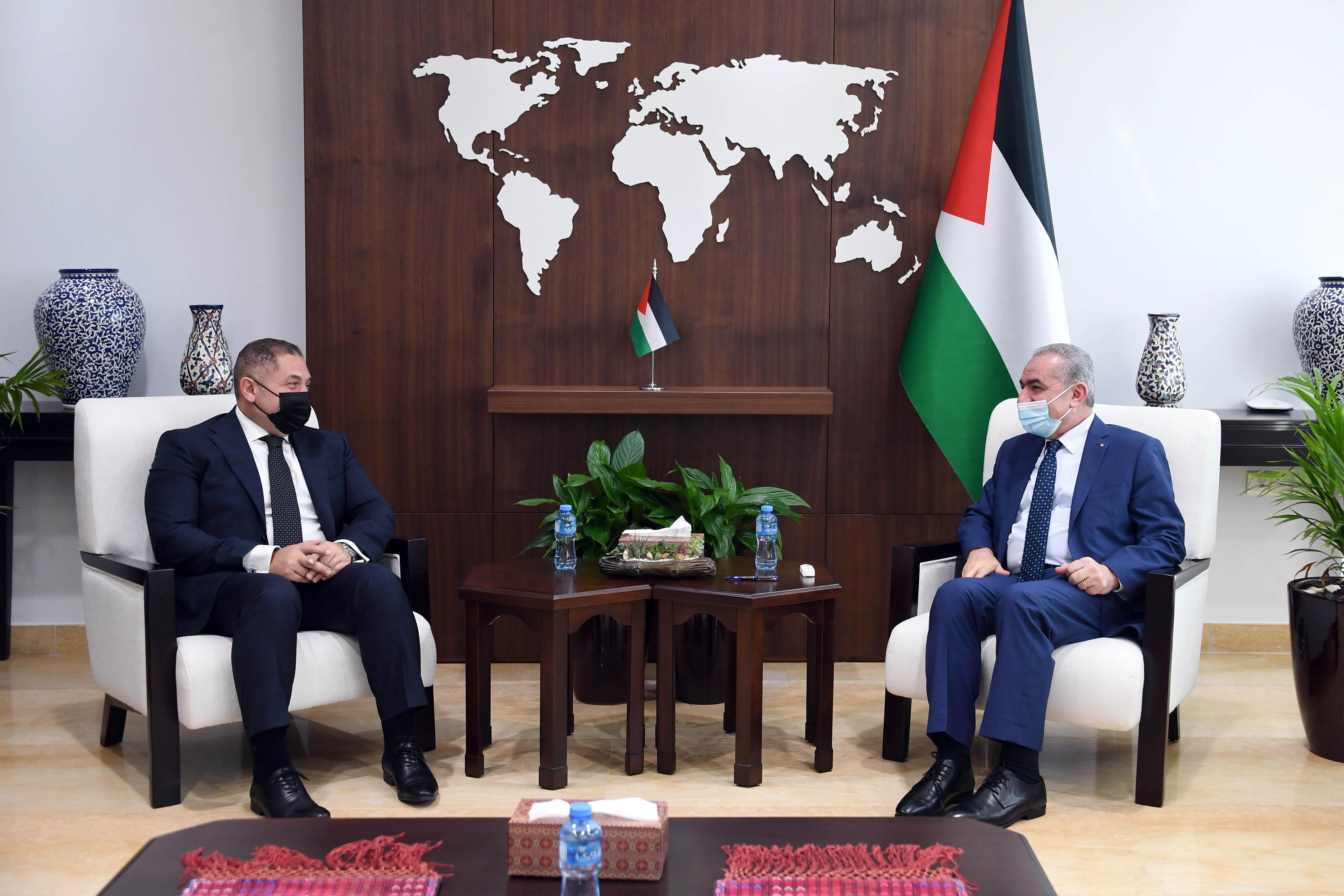 دبلوماسي مصري: سنرسل مراقبين للإشراف على الانتخابات الفلسطينية