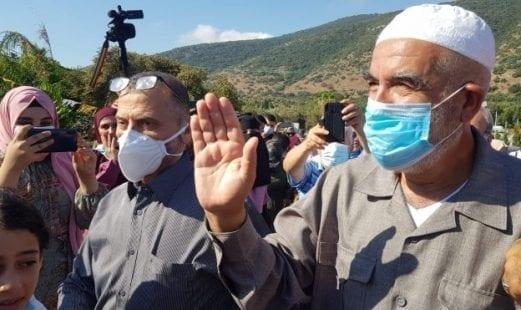 الشيخ رائد صلاح يدخل السجن لقضاء محكوميته مدة 17 شهراً