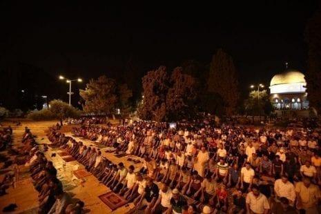 تمديد تعليق الصلاة في المسجد الأقصى خلال شهر رمضان