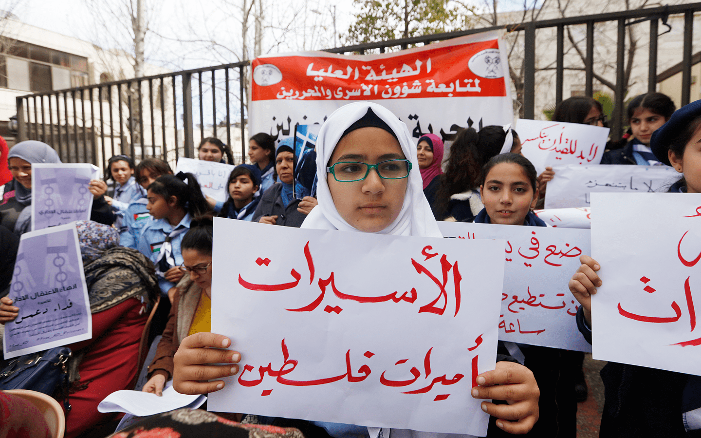 هيئة الأسرى: 12 أم فلسطينية داخل سجون الاحتلال