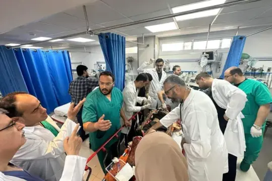 أطباء على حافة الإغماء.. والدم لا ينتظر