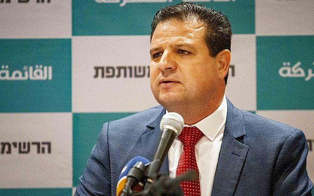 اسرائيل.. دعوة لترحيل أيمن عودة لغزة عقب دعمه لها بمظاهرة