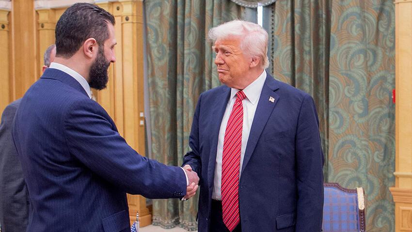 ترامب يجتمع مع الشرع ويحثه على التطبيع مع إسرائيل