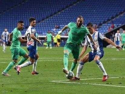 لمحة عبقرية من بنزيما تهدي ريال مدريد الإنفراد في صدارة الليغا