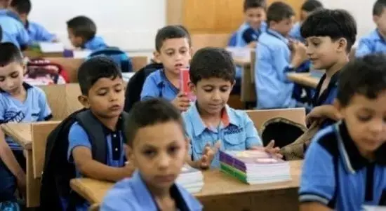 التعليم والوكالة بغزة: سنتخذ قرار استئناف الدراسة أو إستمرار تعليقها