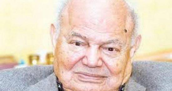وفاة الشاعر الكبير هارون هاشم رشيد.. تاركاً خلفه إرثاً أدبياً عريقاً