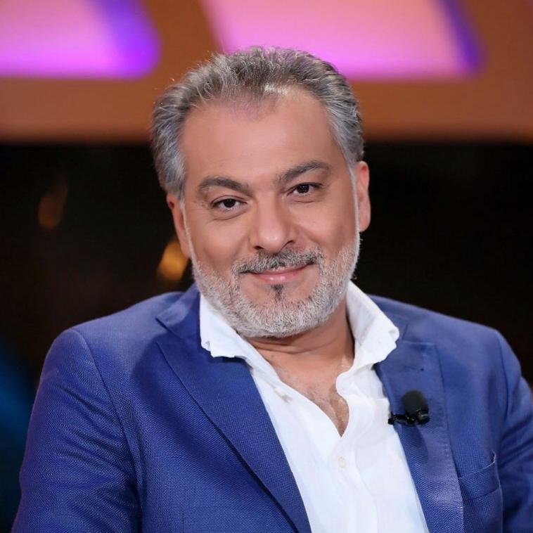 وداعًا مخرج التغريبة الفلسطينية.. وفاة الفنان السوري حاتم علي