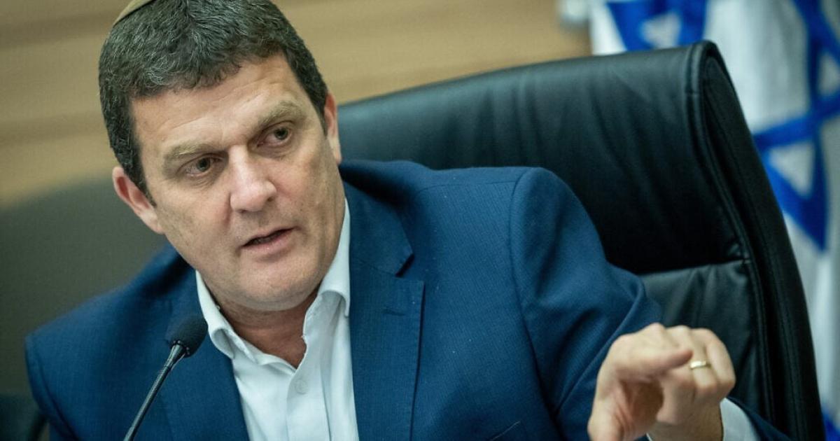 عميت هليفي: نخوض حرب خداع منذ 20 شهرًا بخطط فاشلة