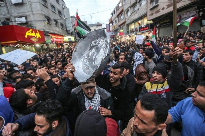 حراك “بدنا نعيش” يستنكر إستغلال إسم الحراك في قائمة “طفح الكيل”