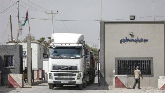 3 آلاف طن من الإسمنت المصري تدخل قطاع غزة خلال يومين