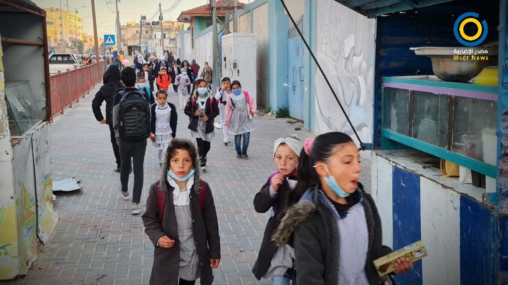 أبو عاذرة: غداً الاثنين يبدأ توزيع الشهادات على طلاب "أونروا"