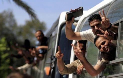 محكمة الاحتلال العليا ترفض النظر في التماس محرري "شاليط" بشكل جماعي