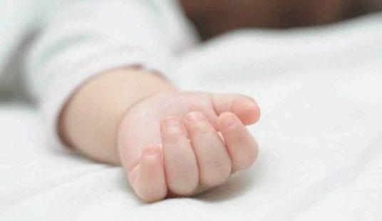 الشرطة: مقتل رضيع على يد والدته في مخيم الجلزون شمال رام الله