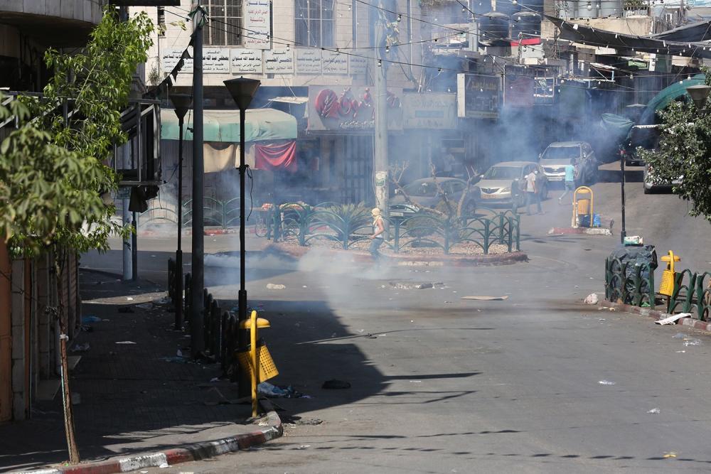 مواجهات واسعة مع الاحتلال في جنين واعتقالات في قلقيلية