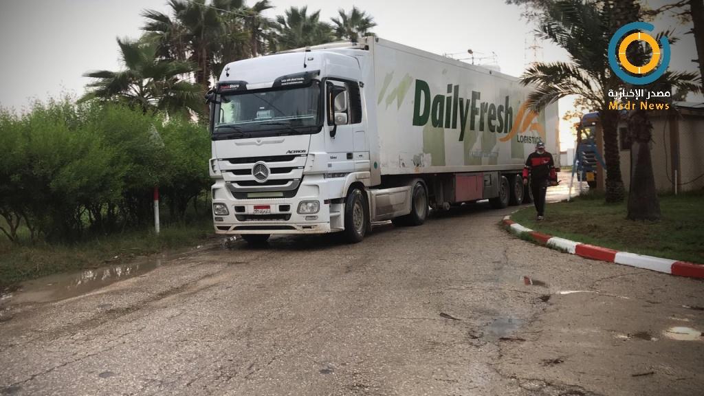 فيديو.. وصول قافلة مساعدات إماراتيّة لدعم القطاع الصحي بغزة